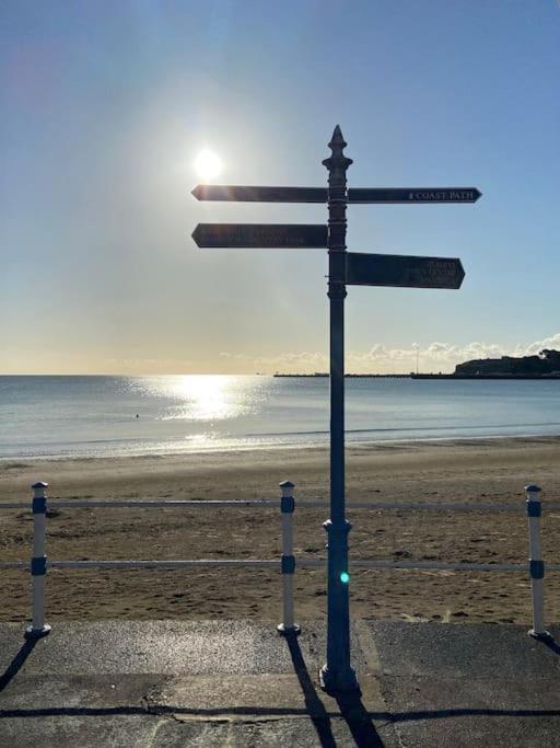 The Bolthole - Only Footsteps From The Beach. Weymouth Dış mekan fotoğraf
